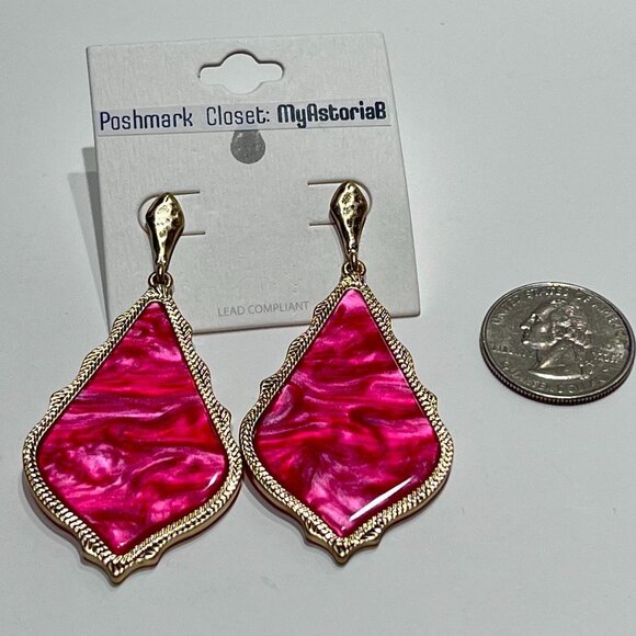 Pink Red Swirl Earrings Gold Tone New‎ Without Tags - Picture 1 of 3